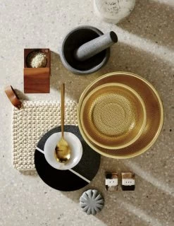 Crochet White Pot Holder -Chic Living Shop CrochetPotHolderTrivetJN19