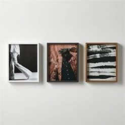 Gallery White Picture Frame 8"x10" -Chic Living Shop GalleryFrame8x10UnmttdGrpFHS23 1