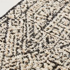 Nava Black And White Patterned Table Runner 14"x90" 8 Nava Black And White Patterned Table Runner 14"x90" -Chic Living Shop NavaRunner14X120inROF20