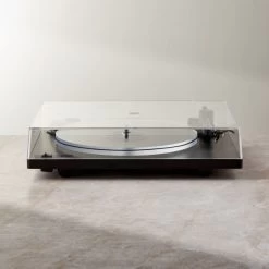 Orbit Plus Black Turntable With Built-In Pre Amp