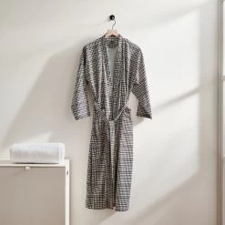 Ivory Shagreen Hamper -Chic Living Shop PentagridBlockPrintBathrobeJN21 1x1