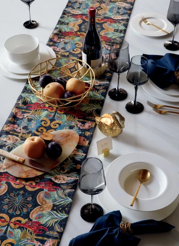 Chic Living Shop -Chic Living Shop RegalMonkeysTableRunnerSP18