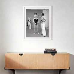 'Dolly Parton Playboy Shoot' Photographic Print In Black Frame 21.5"x17.5" -Chic Living Shop SEDollyPartonWt33x39p5SS22 3D