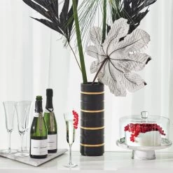 Swirl Cake Stand With Glass Lid 9 Swirl Cake Stand With Glass Lid -Chic Living Shop ToastAndGetToastedOC20 1x1